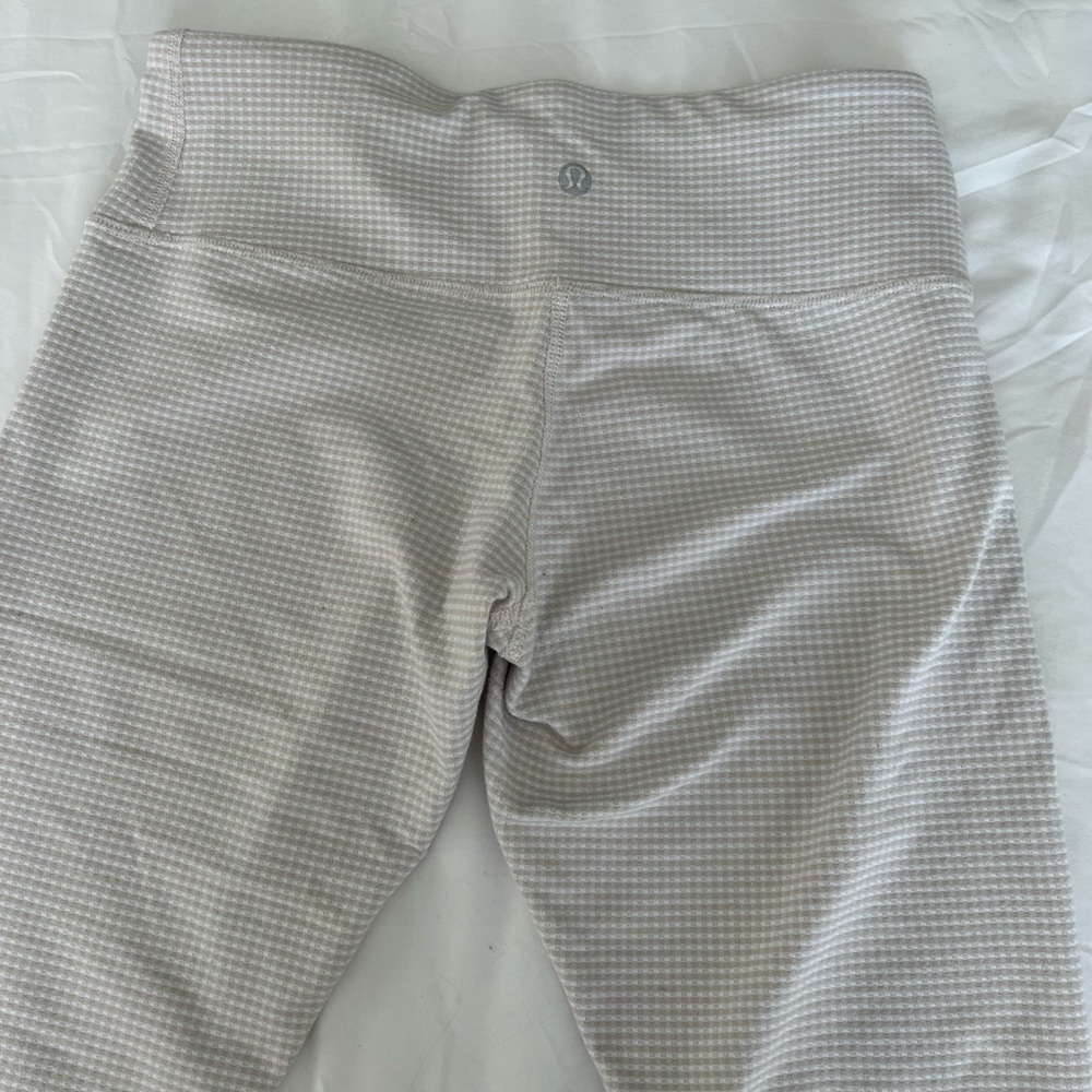 Gingham Lululemon Cropped Knee Length Leggings